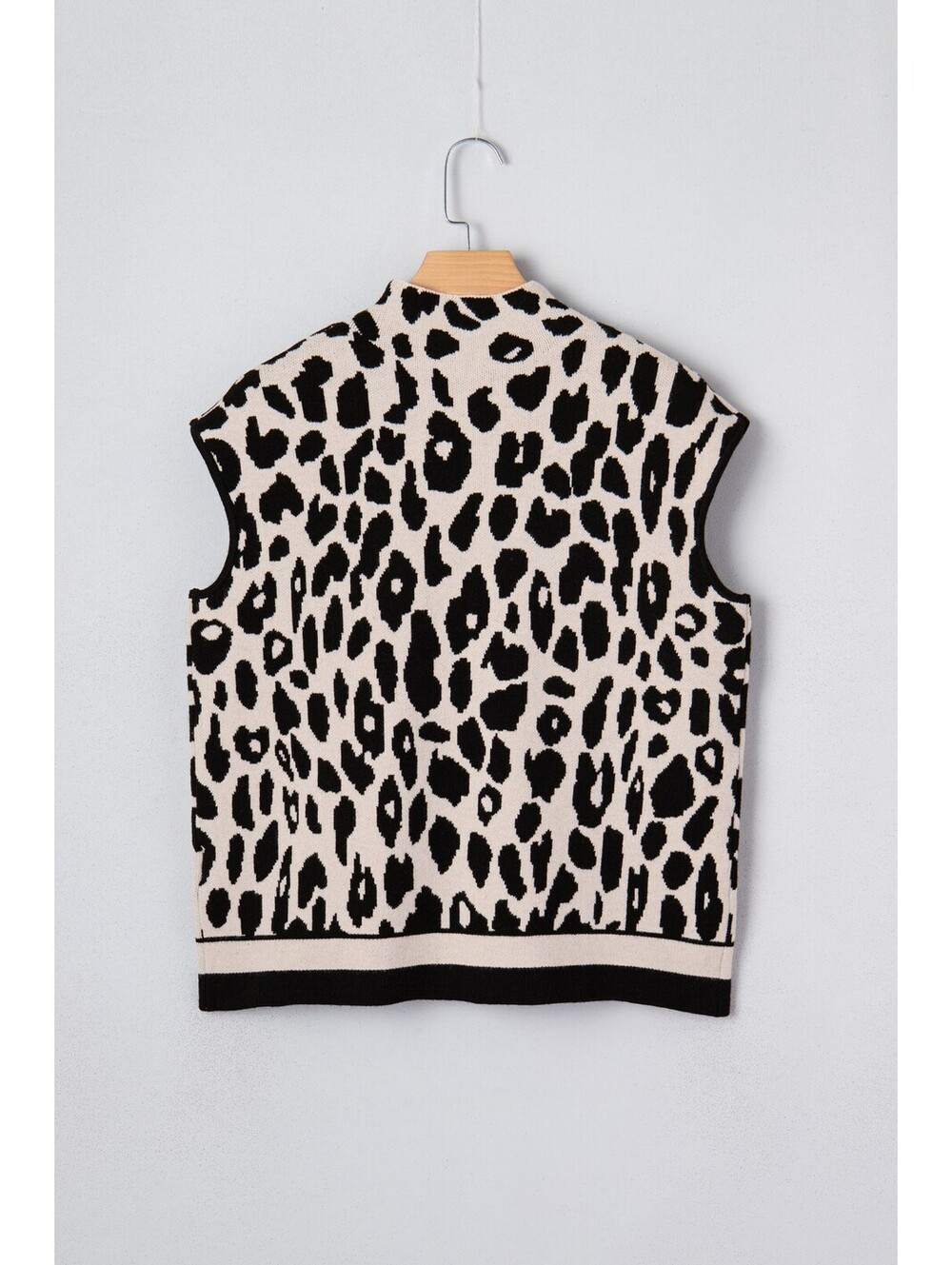 Sleeveless Leopard Print Knit Sweater Vest - Picture 6 of 8